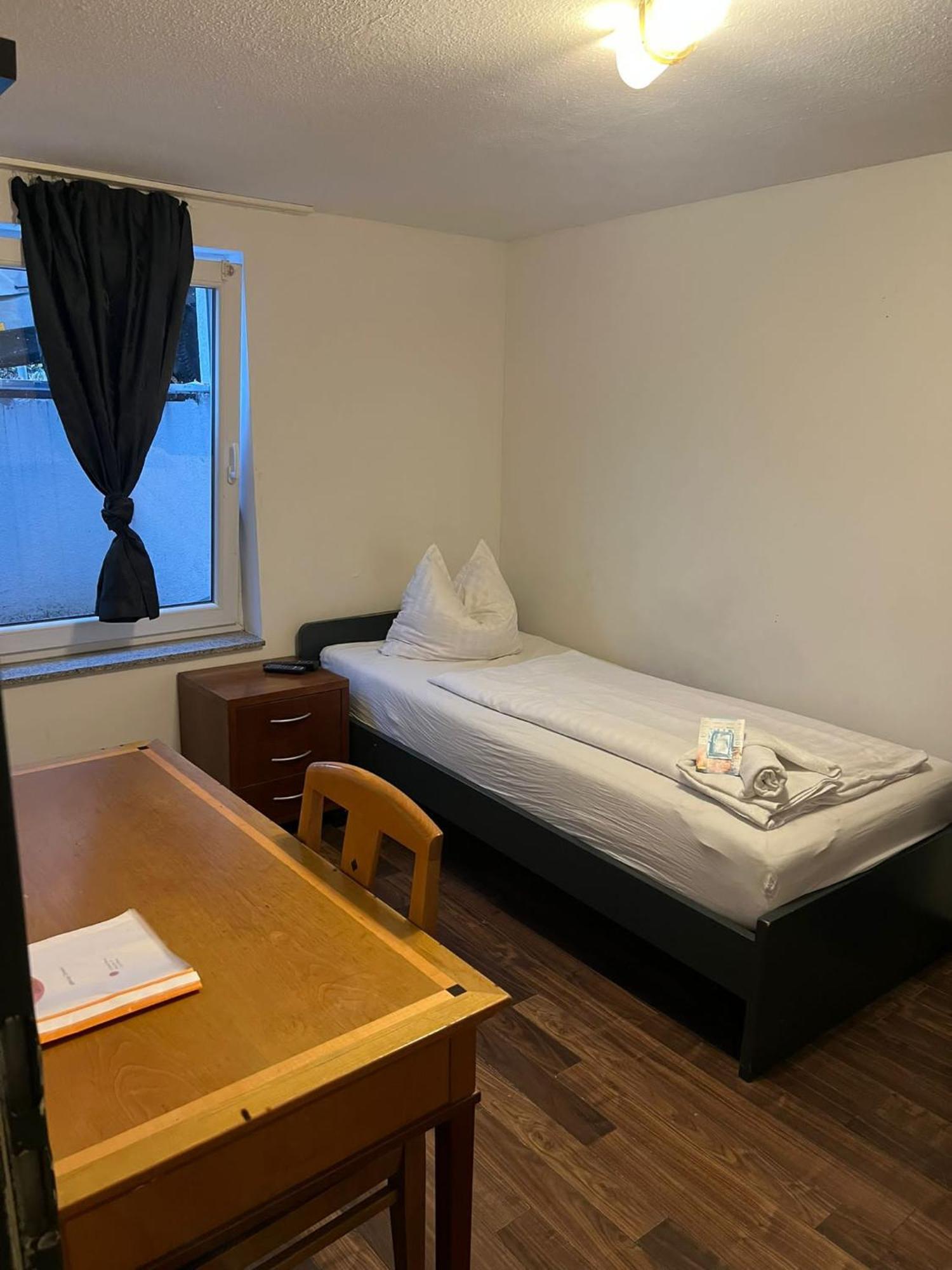 Gz Hostel Бонн Екстер'єр фото